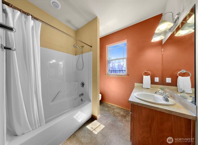 3217 Locust Avenue, Bellingham, WA 98225