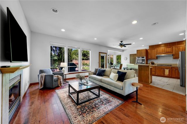 3217 Locust Avenue, Bellingham, WA 98225