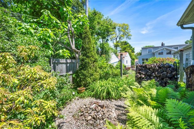 1171 Genesee Avenue, Cleveland, OH 44124