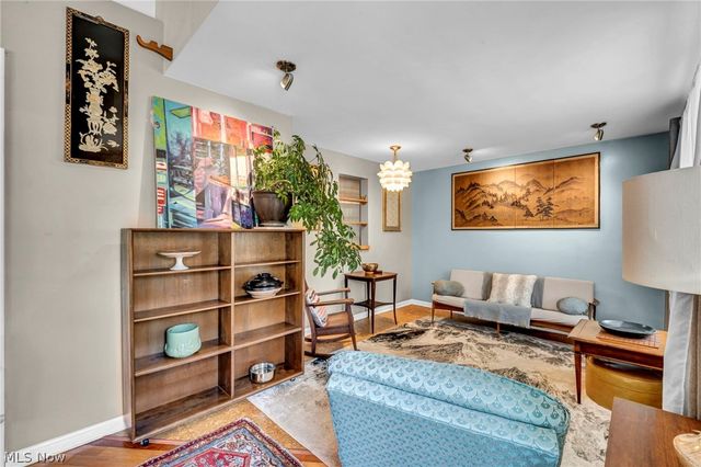 1171 Genesee Avenue, Cleveland, OH 44124