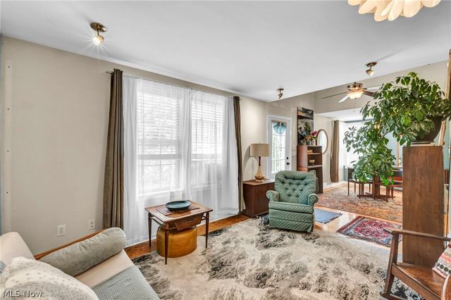 1171 Genesee Avenue, Cleveland, OH 44124