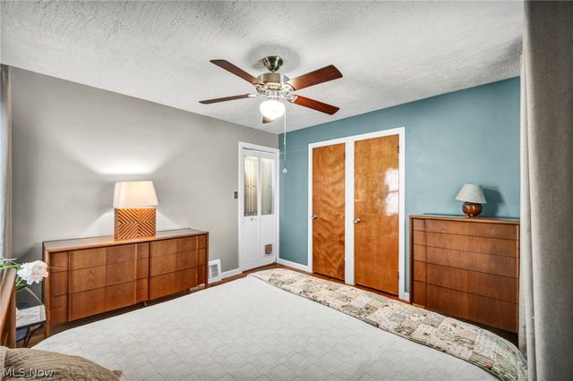 1171 Genesee Avenue, Cleveland, OH 44124