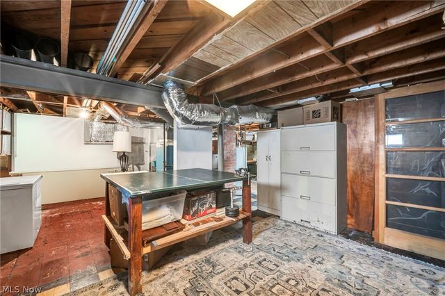 1171 Genesee Avenue, Cleveland, OH 44124