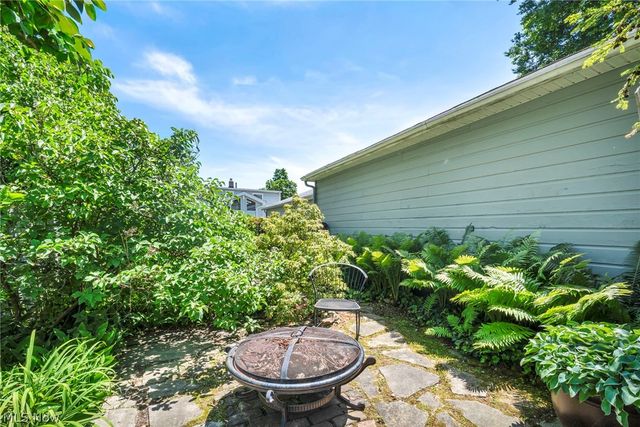 1171 Genesee Avenue, Cleveland, OH 44124