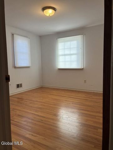 2135 Morrow Avenue, Niskayuna, NY 12309