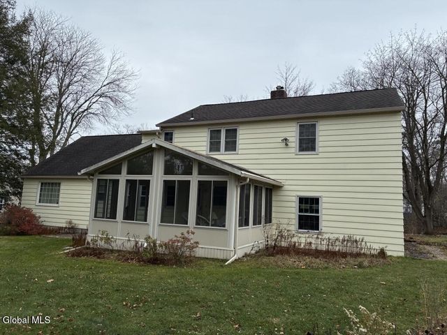 2135 Morrow Avenue, Niskayuna, NY 12309