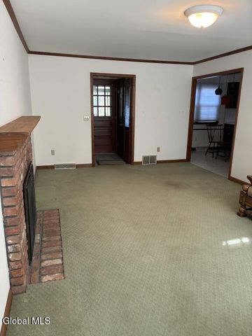 2135 Morrow Avenue, Niskayuna, NY 12309