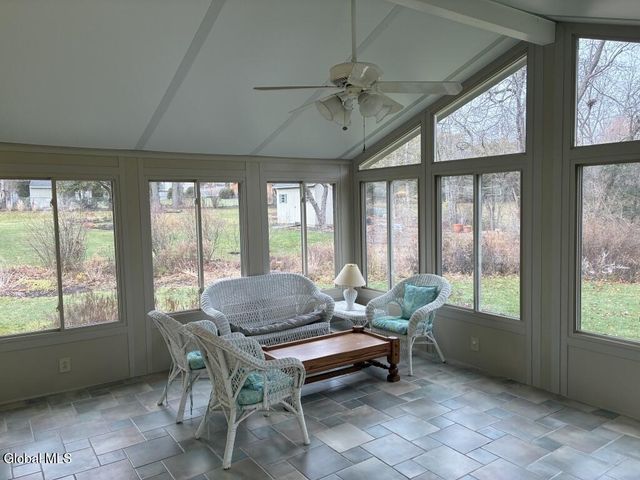 2135 Morrow Avenue, Niskayuna, NY 12309