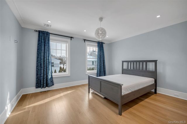 36 Fenimore Avenue, Garden City, NY 11530