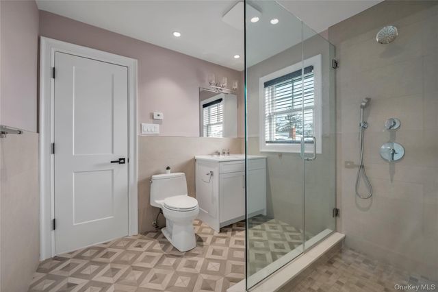 36 Fenimore Avenue, Garden City, NY 11530