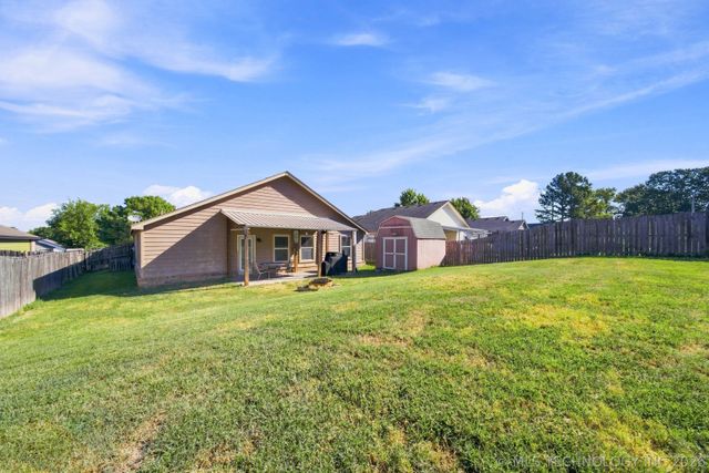 27172 E 123rd Place S, Coweta, OK 74429