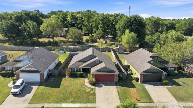 27172 E 123rd Place S, Coweta, OK 74429