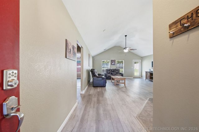 27172 E 123rd Place S, Coweta, OK 74429
