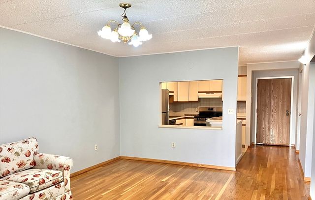 8 Nahant Pl 202, Lynn, MA 01902