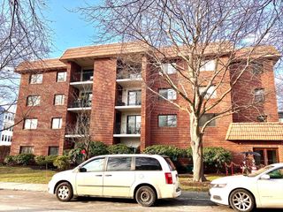 8 Nahant Pl 202, Lynn, MA 01902