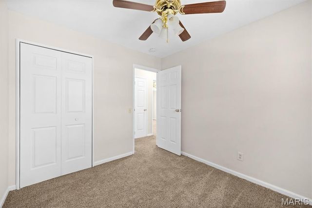 421 Stone River Road, Belleville, IL 62221