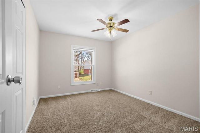 421 Stone River Road, Belleville, IL 62221