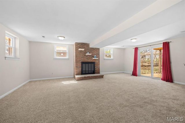 421 Stone River Road, Belleville, IL 62221