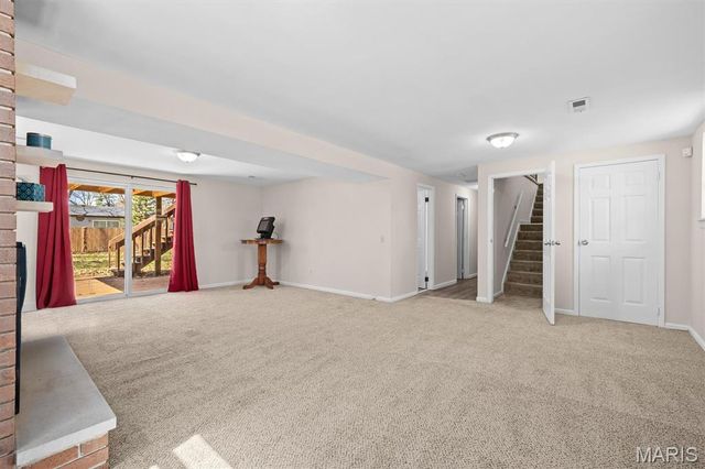 421 Stone River Road, Belleville, IL 62221