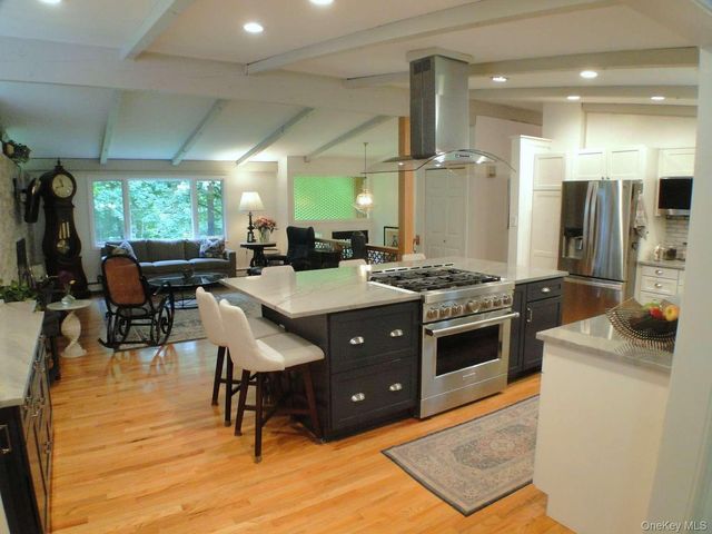 25 Ponderosa Road, Carmel, NY 10512