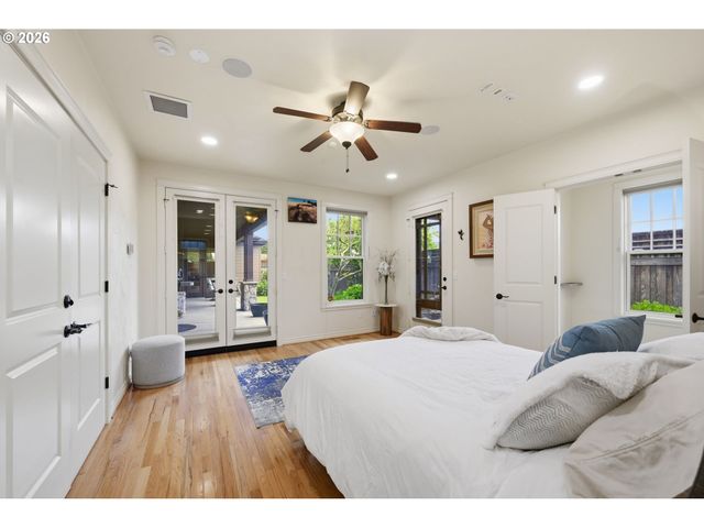 2148 Lomond Ave, Springfield, OR 97477