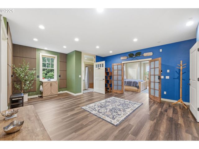 2148 Lomond Ave, Springfield, OR 97477