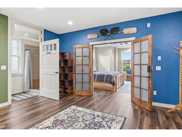 2148 Lomond Ave, Springfield, OR 97477