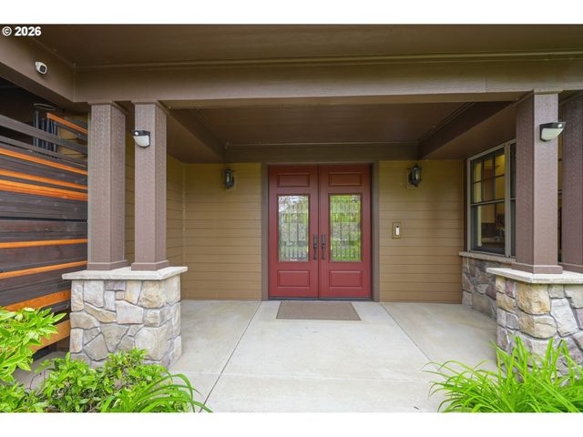 2148 Lomond Ave, Springfield, OR 97477