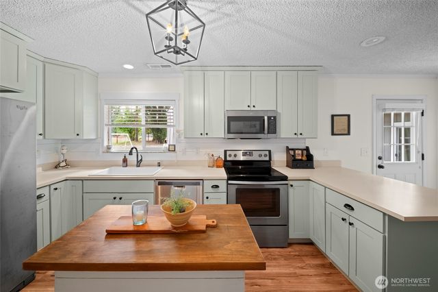 8326 Littlerock Road SW, Olympia, WA 98512