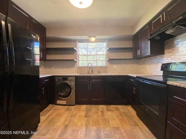 5201 ATLANTIC Boulevard, 224, Jacksonville, FL 32207