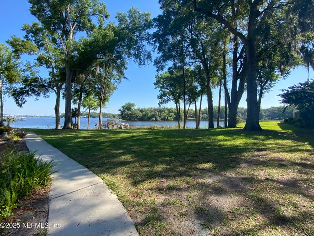 5201 ATLANTIC Boulevard, 224, Jacksonville, FL 32207