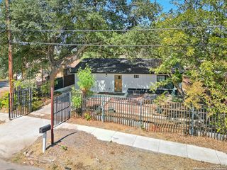 1223 W Mally, San Antonio, TX 78224