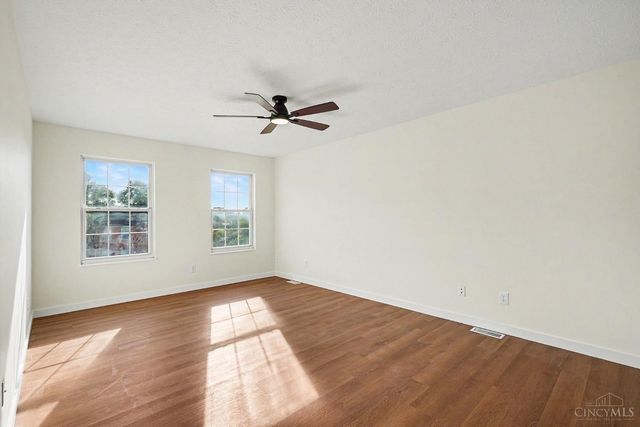 709 Ginger Ridge Drive, Trenton, OH 45067
