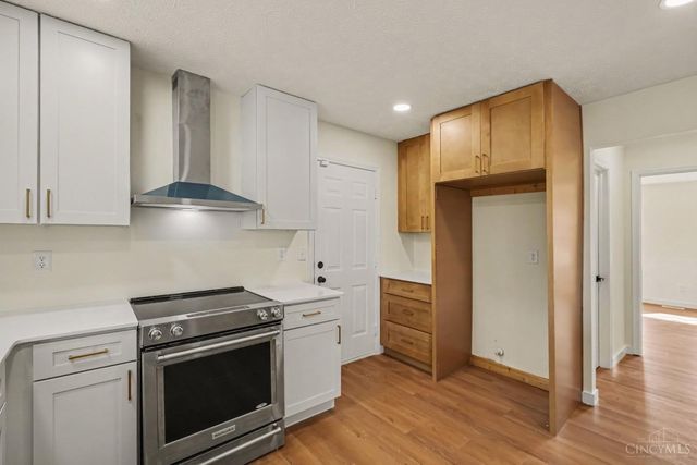 709 Ginger Ridge Drive, Trenton, OH 45067