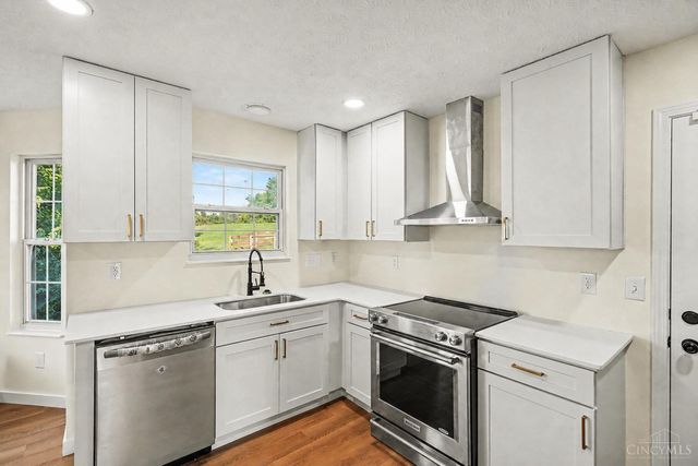 709 Ginger Ridge Drive, Trenton, OH 45067