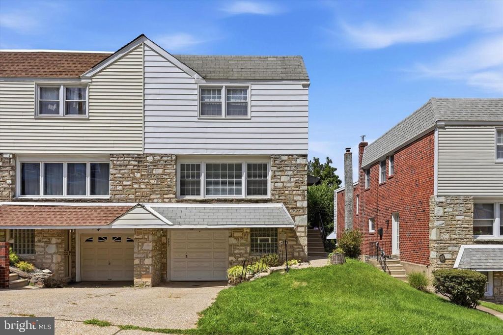 557 LIVEZEY ST, PHILADELPHIA, PA 19128 — photo 2