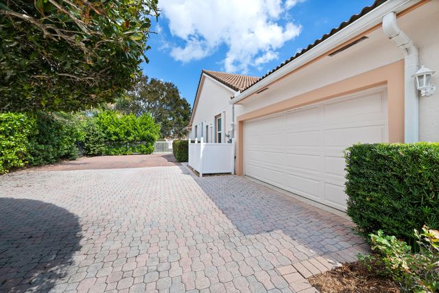 2730 Tecumseh Drive, West Palm Beach, FL 33409