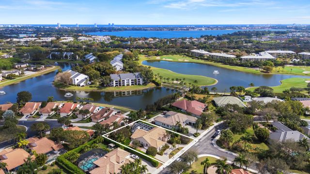 2730 Tecumseh Drive, West Palm Beach, FL 33409