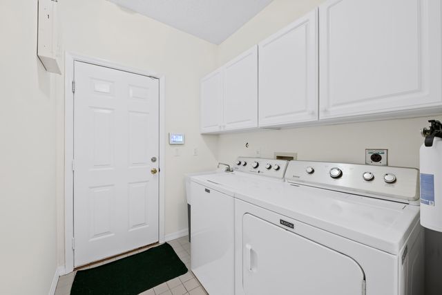 2730 Tecumseh Drive, West Palm Beach, FL 33409