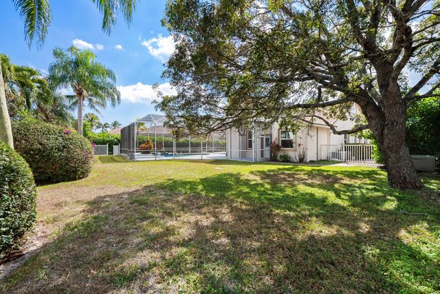2730 Tecumseh Drive, West Palm Beach, FL 33409