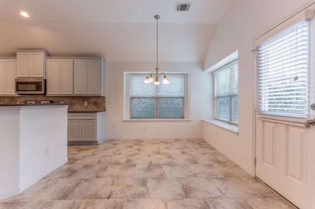 3142 Fitzgerald Drive, Montgomery, TX 77356