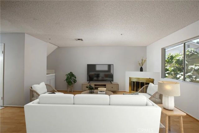 1421 5th 10, Glendale, CA 91201