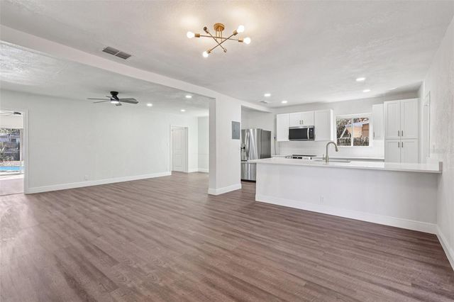 6709 HILL TOP ROAD, Orlando, FL 32810