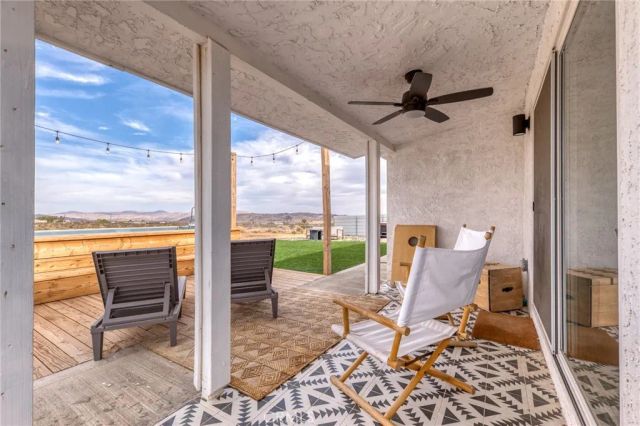 55500 Massachusets, Landers, CA 92285