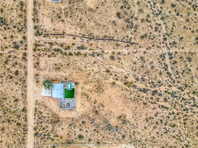 55500 Massachusets, Landers, CA 92285