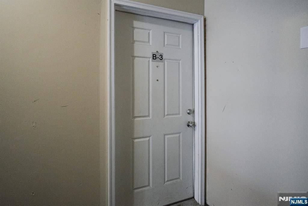 600 N 6th, Newark, NJ 07107