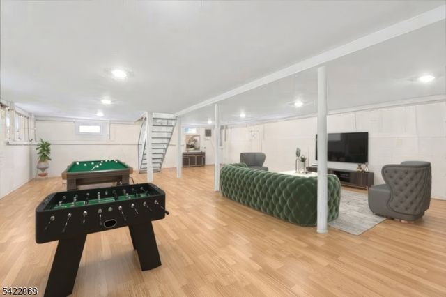 28 Harper Ter, Cedar Grove Twp., NJ 07009