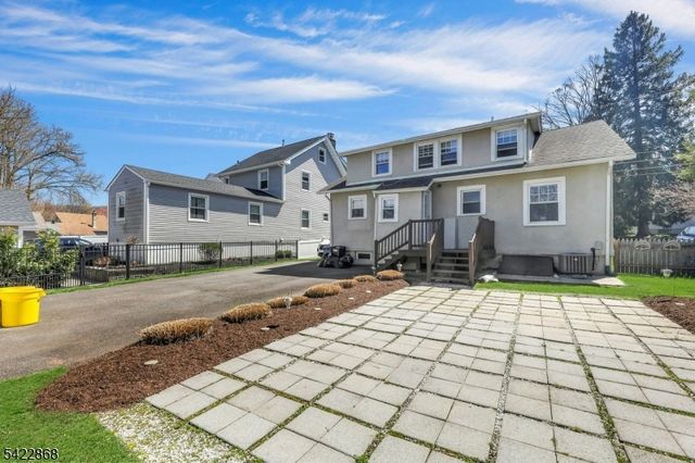 28 Harper Ter, Cedar Grove Twp., NJ 07009