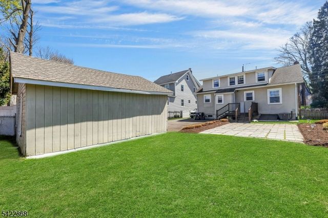 28 Harper Ter, Cedar Grove Twp., NJ 07009