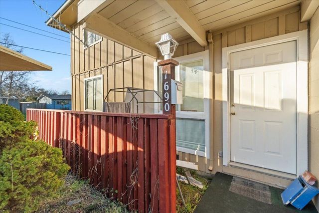 1666-1690 Stewart Avenue, Arcata, CA 95521